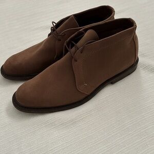 Men's Brown Suede Chukka Boots